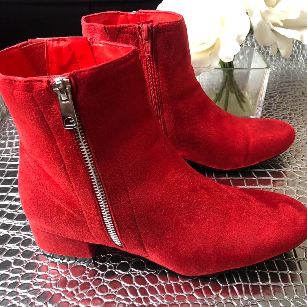 Ankle booties red zip up opening 1 1 /2 inch heel